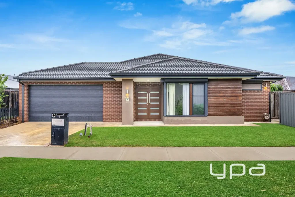 Truganina 5 Slaapkamer Modern Grandeur & Limitless Space in a Prime Location!!