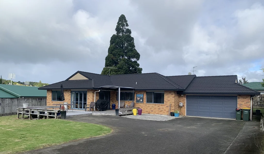 Pukekohe 3Habitaciones Location, Privacy, Convenience Tick, TIck, Tick