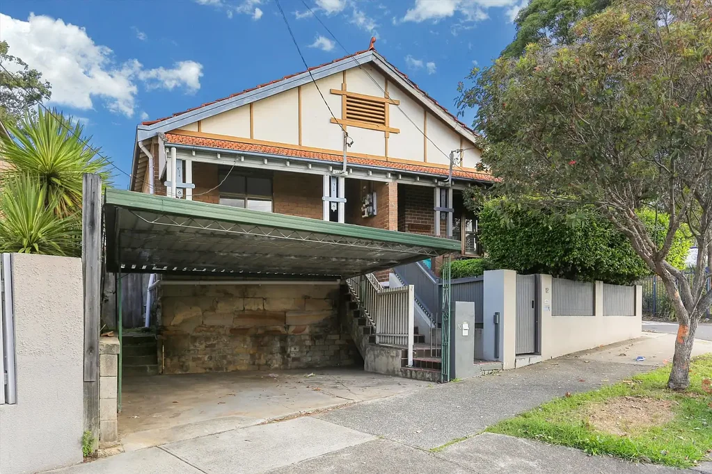 Leichhardt 3Kwarto Charming Federation Home in a Prime Lifestyle Setting