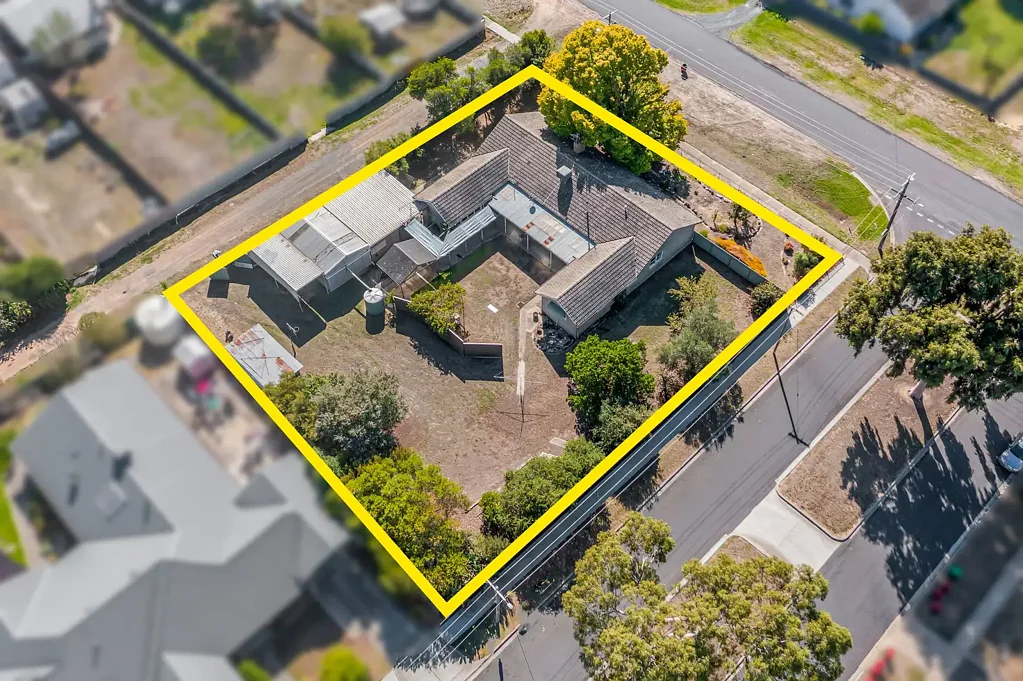 31 Albert Street, Ararat, VIC 3377