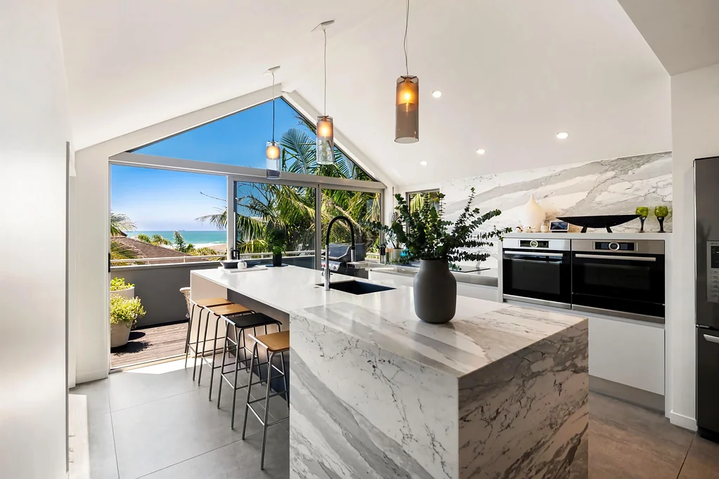 Mount Maunganui 4房  Where coastal luxury meets effortless living