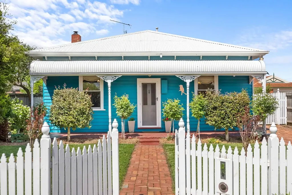 Ballan 3ਬੈੱਡਰੂਮ Charming Original Cottage in the Heart of Ballan