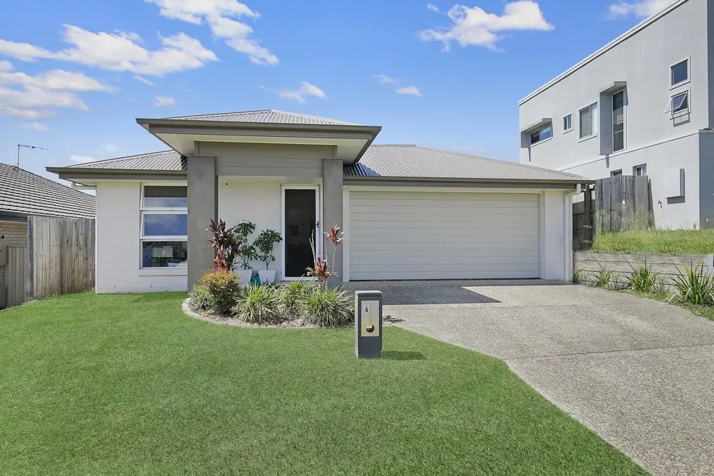 6 Saltbush Street, Griffin, QLD 4503