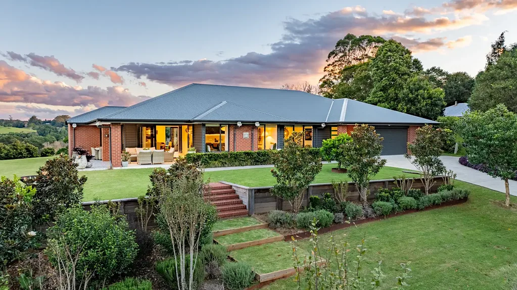 North Maleny 4chambre "132 Gardners Lane" - Quiet Luxury, Tucked into the Heart of North Maleny