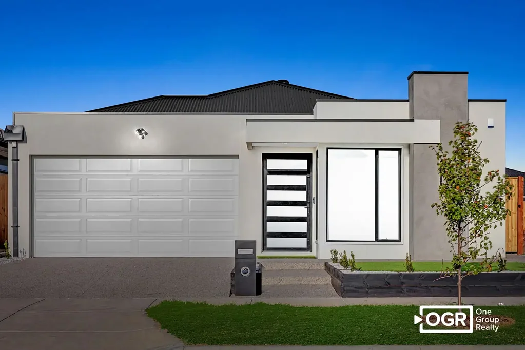 28 Flockhart Street, Mickleham, VIC 3064