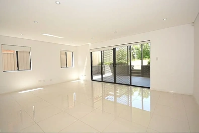 154 Hawksview Street, Guildford, NSW 2161, 4 Schlafzimmer, 3 Badezimmer, Apartment