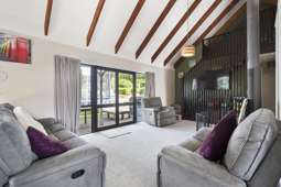 4 Landau Court, Ashhurst