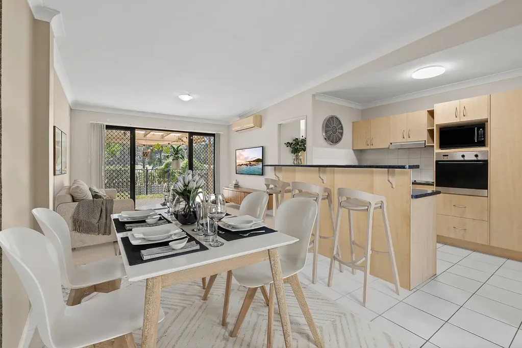 Hope Island 3Moenga PRICE REDUCTION - North-Facing Overlooking the Pines Golf Course  - Renovator's Opportunity in Hope Island