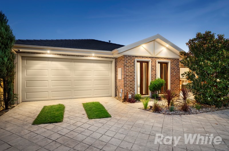 12 HUXTABLE ST, MOUNT WAVERLEY VIC 3149, 0 habitaciones, 0 baños, Townhouse