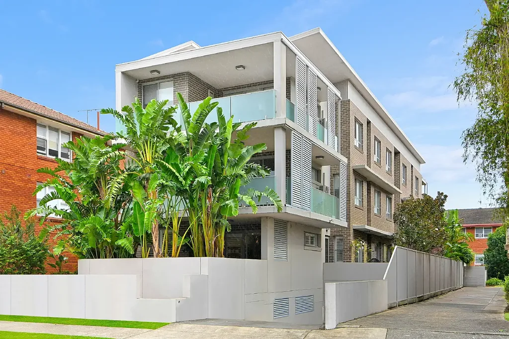 Oatley 2Kwarto Ground-Floor Unit with Courtyard