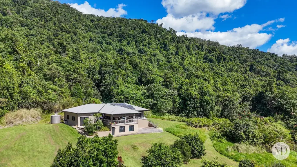 Japoonvale 3ਬੈੱਡਰੂਮ Spacious, Gracious and Off-Grid.