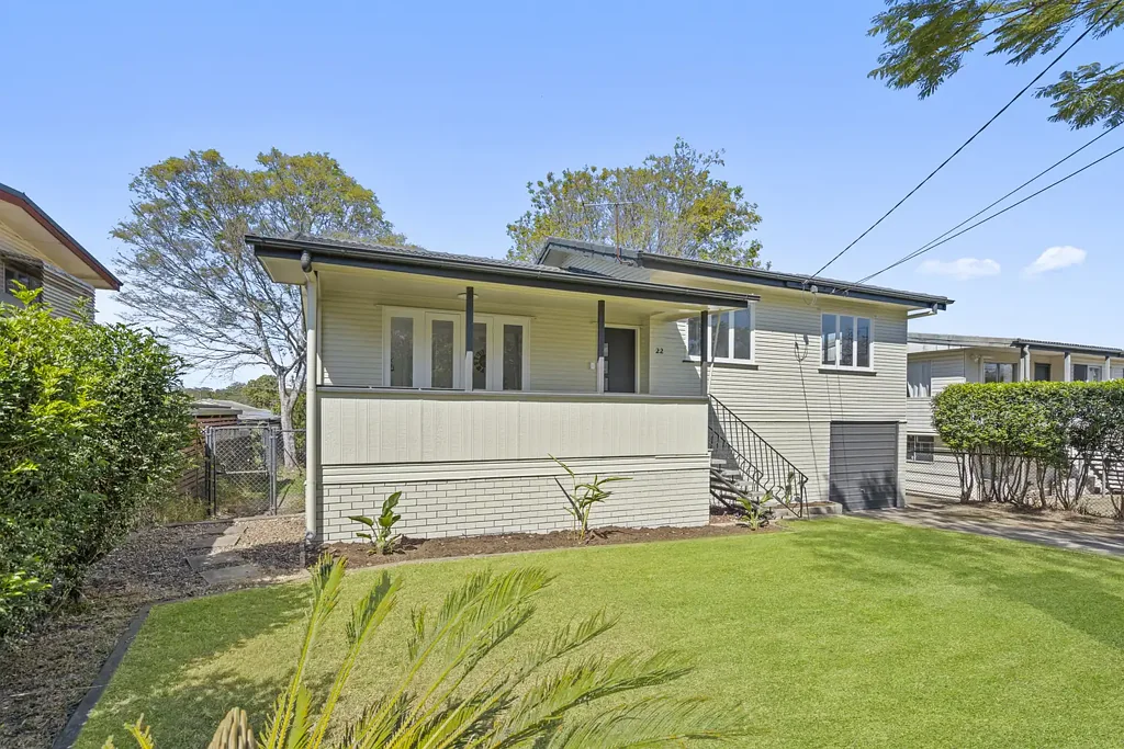 Acacia Ridge 3બેડરૂમ CHARMING CHAMFERBOARD HOME WITH SPACE, CHARACTER & A HUGE BACKYARD