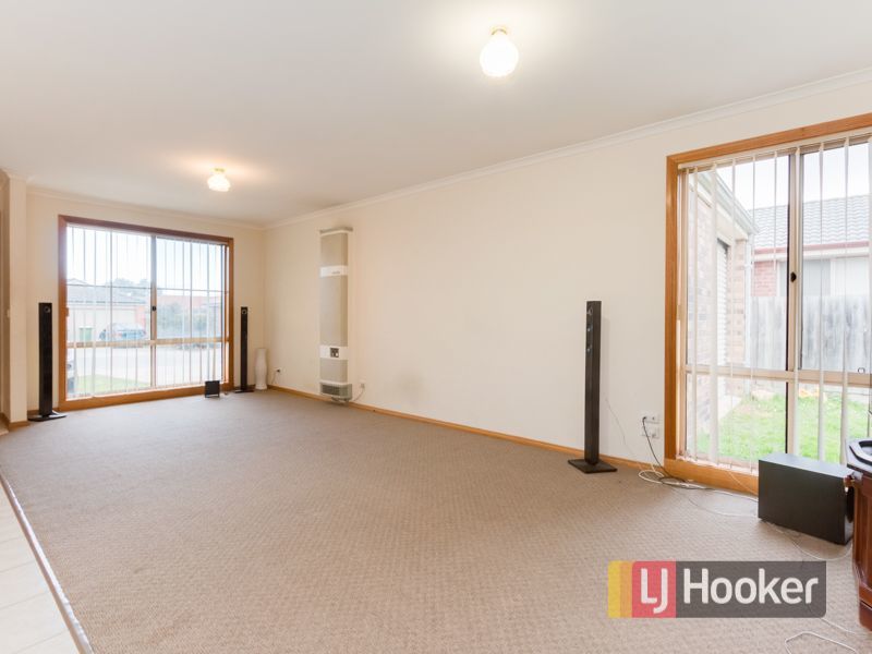 5 ROSSI CL, PAKENHAM VIC 3810, 0房, 0浴, House