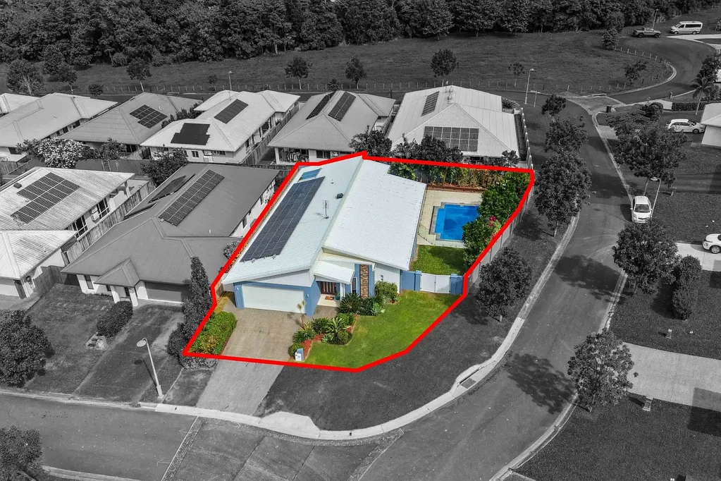 Redlynch 4 Bedroom LUXURY, LIFESTYLE & LOCATION – THE PERFECT FAMILY ENTERTAINER