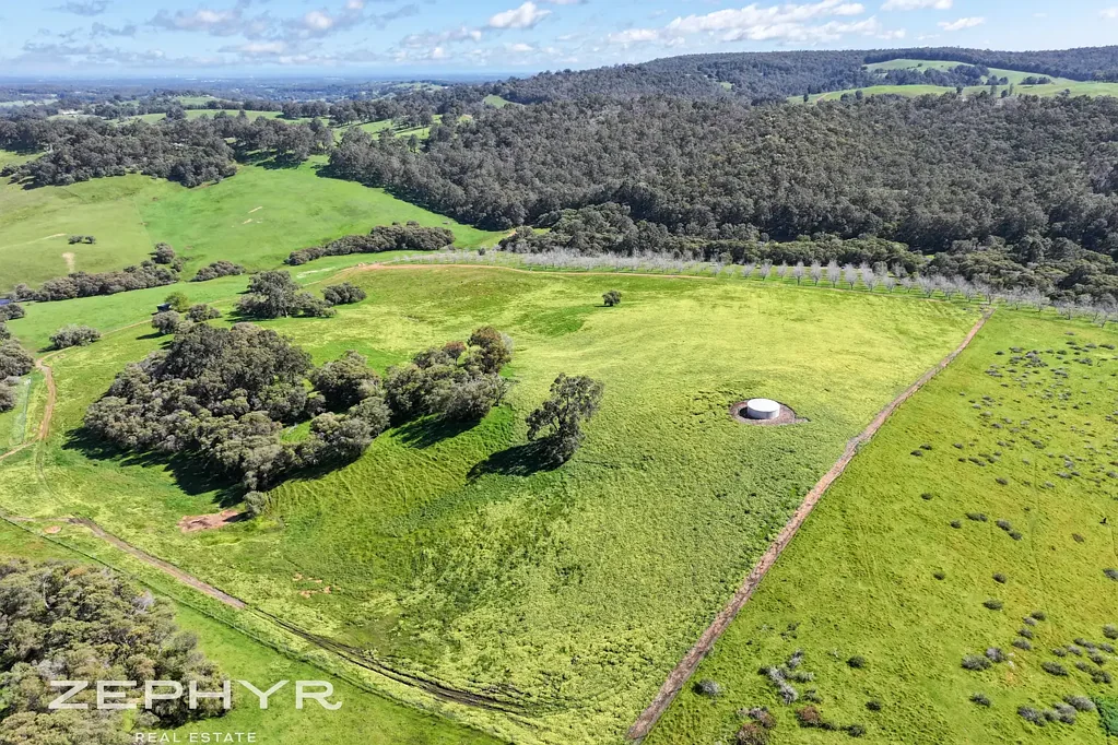 Ferguson Tranquil Lifestyle Retreat: 100 Acres of Natural Beauty