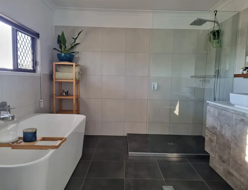 55 Webster St, Kingaroy, QLD 4610, 4 Bedrooms, 2 Bathrooms, House