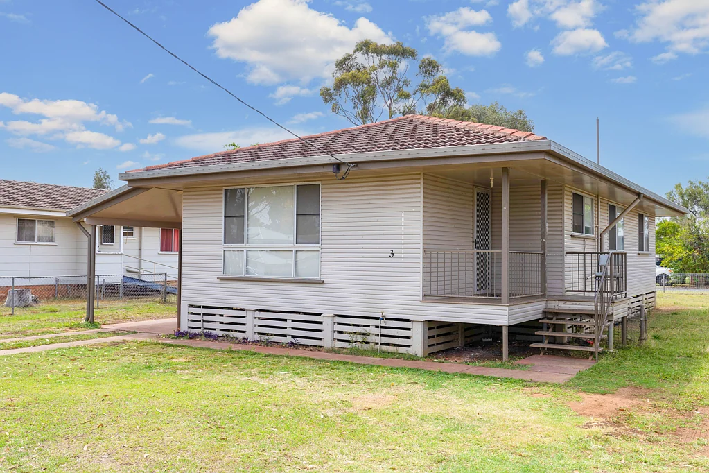 3 Milligan Street, Oakey, QLD 4401
