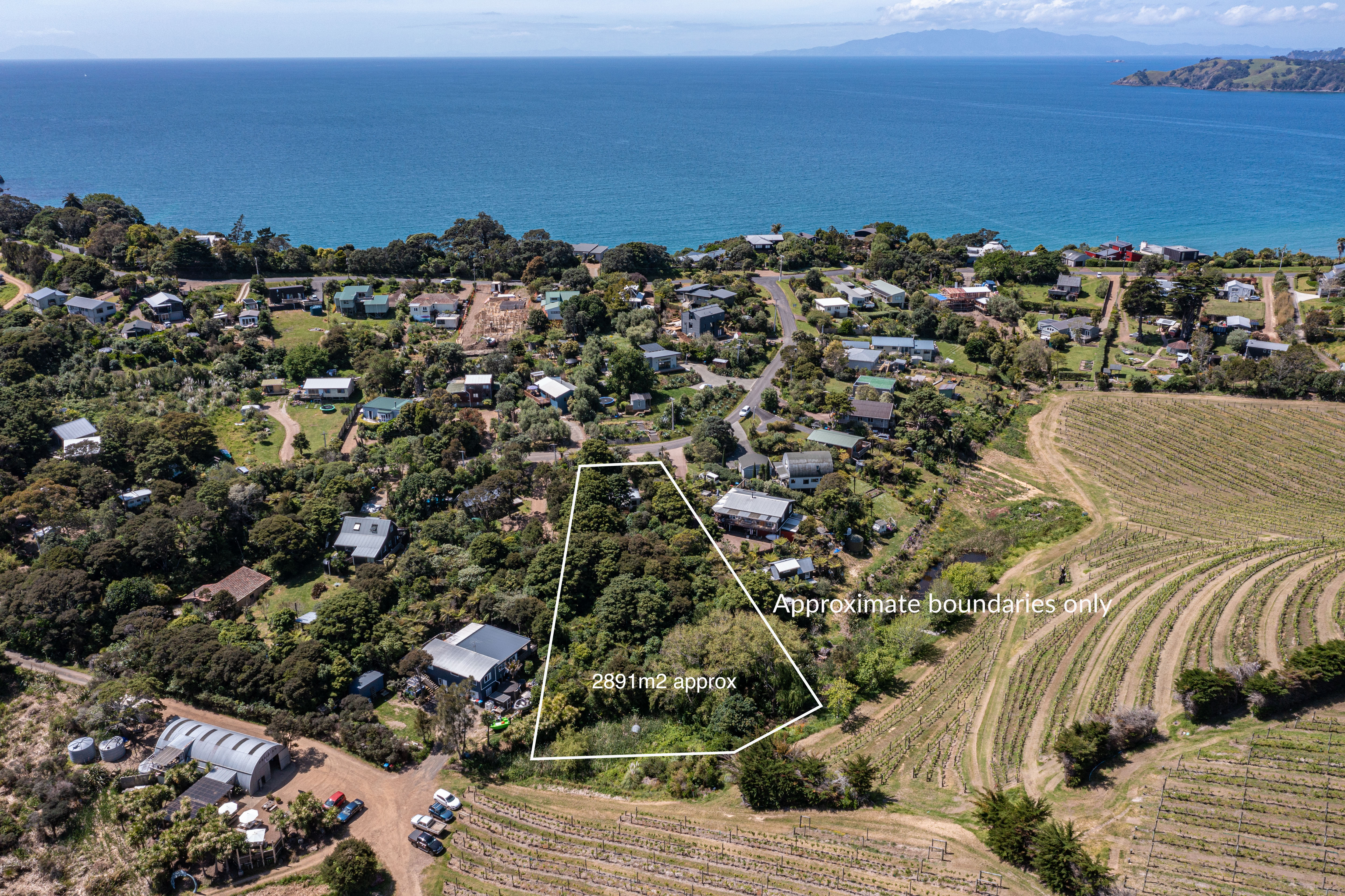 15 Te Makiri Road, Onetangi, Auckland, 3 રૂમ, 1 બાથરૂમ, Section