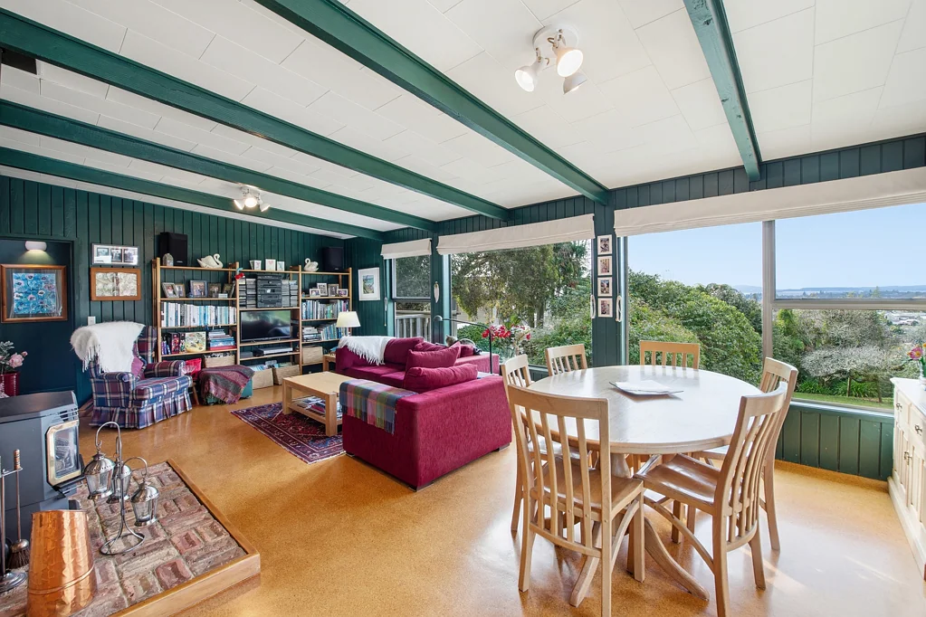 Westbrook 3Habitaciones Classic Charm with Stunning Lake & City Views