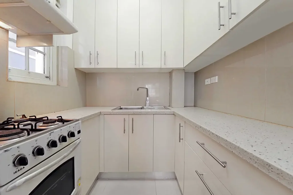 Updated Two Bedroom Apartment In Boutique Block