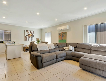 10 Teviot Place, Blakeview, SA 5114, 4房, 2浴, 独立屋