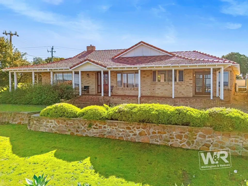 5 Banool Crescent, Bayonet Head, WA 6330