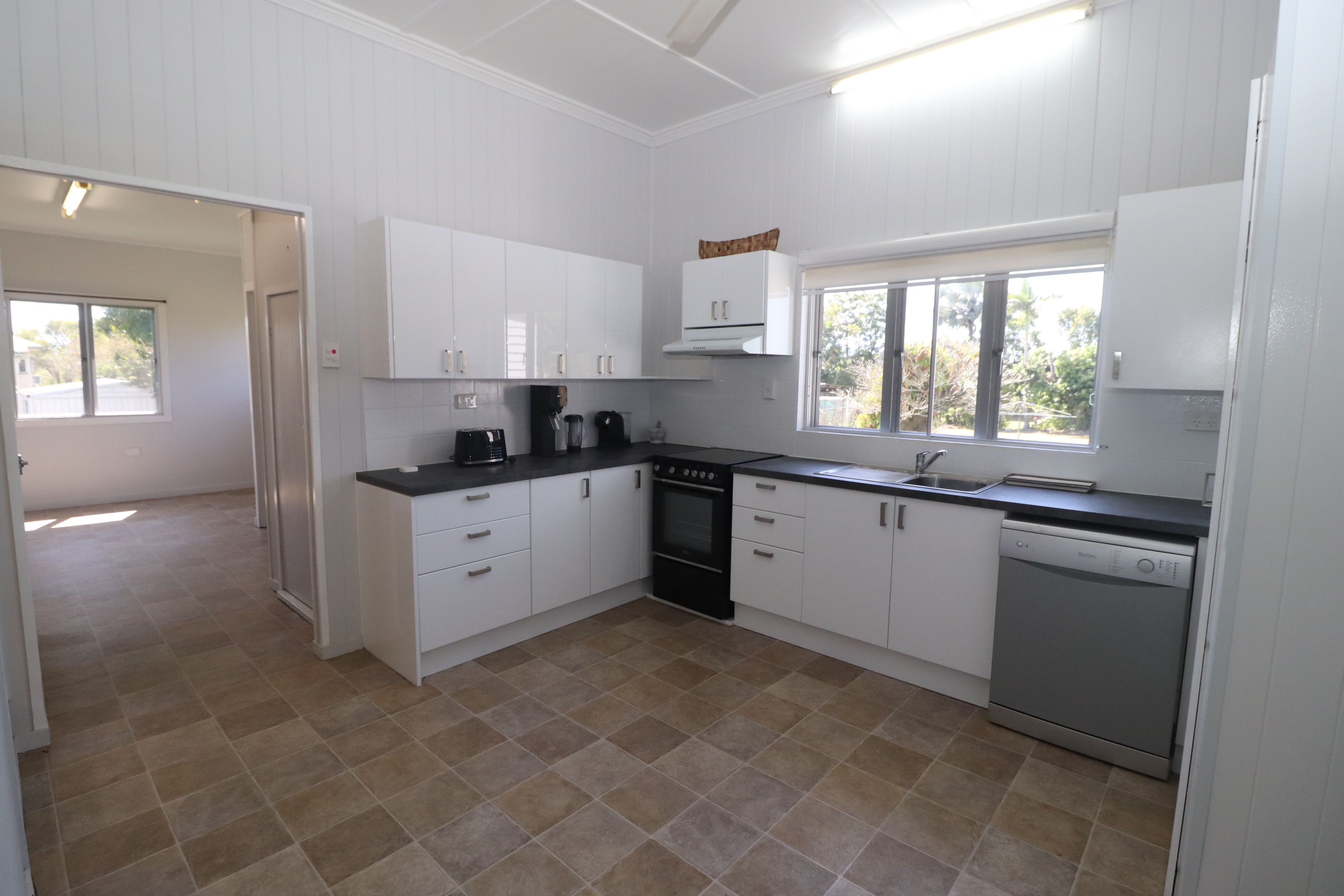 12 PALM AV, INGHAM QLD 4850, 0 ห้องนอน, 0 ห้องน้ำ, House