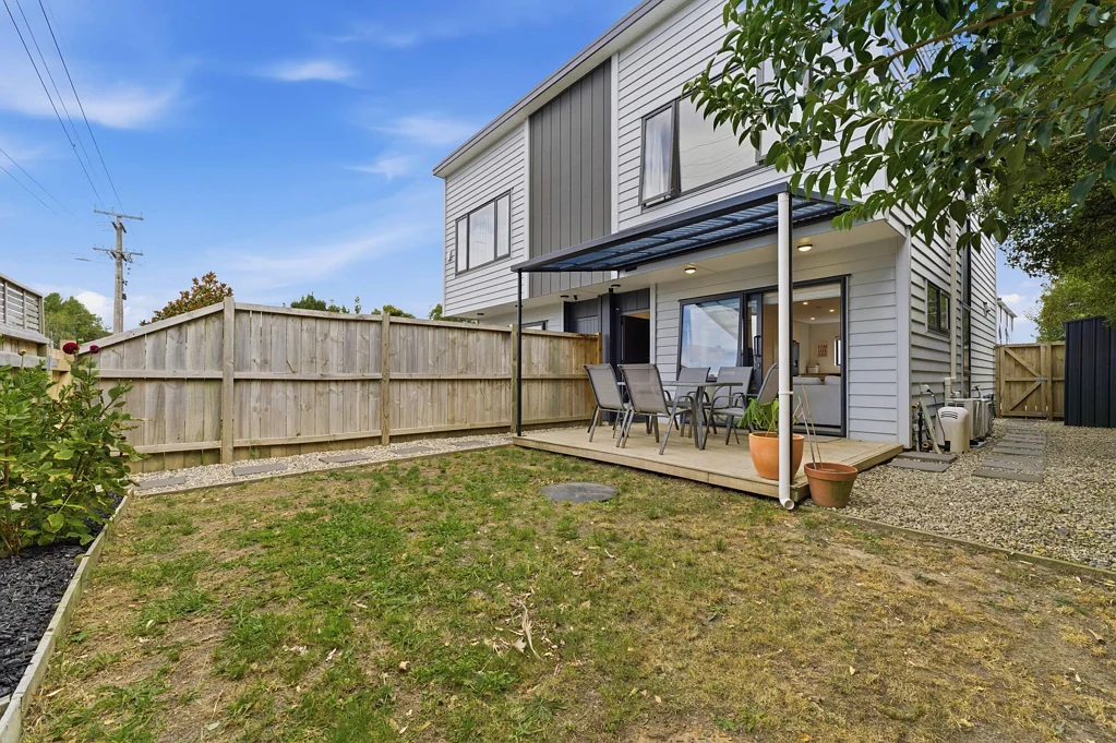 2/314 Royal Road, Massey, Waitakere City, Auckland
