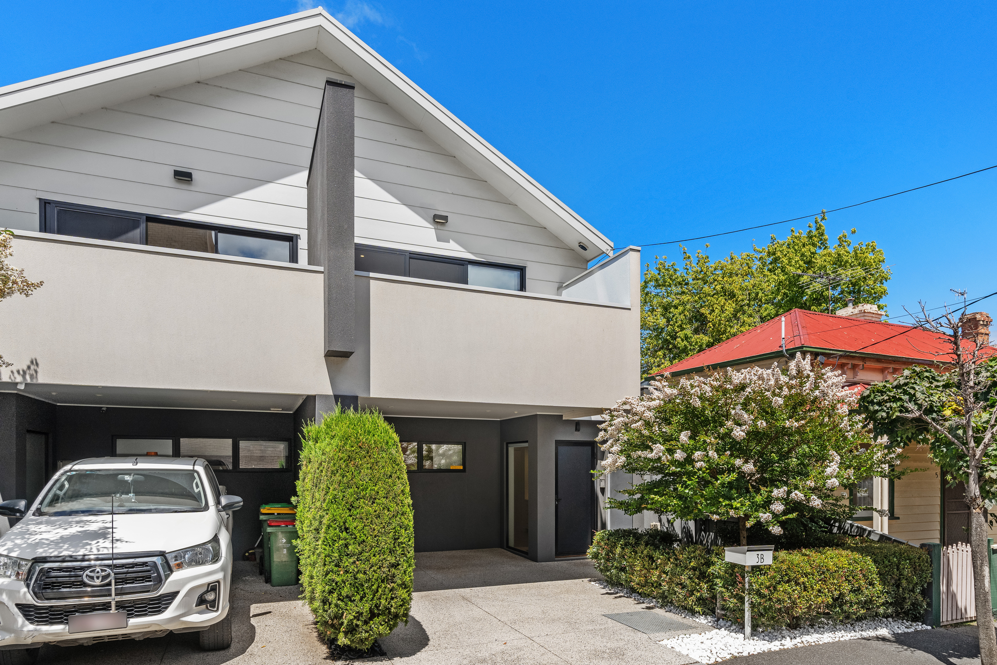 3B AVOCA ST, YARRAVILLE VIC 3013, 0 غرف, 0 حمامات, House