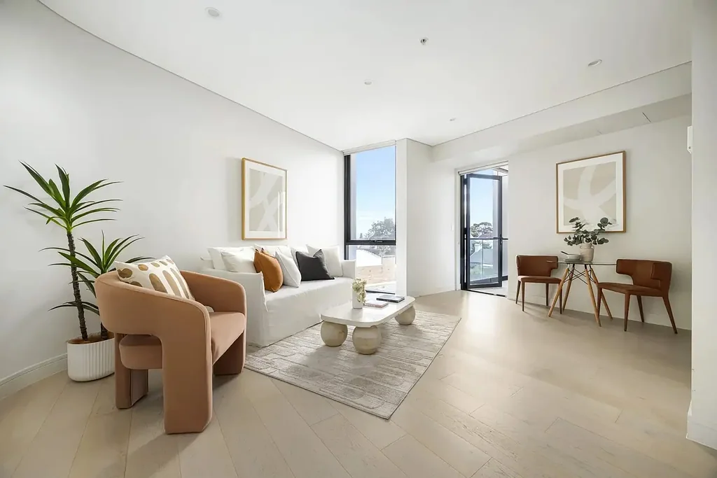 Designer studio in landmark NewLife Residences