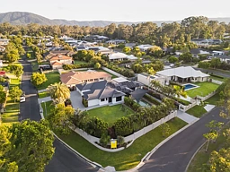 2 Chalmers Court, Samford Village