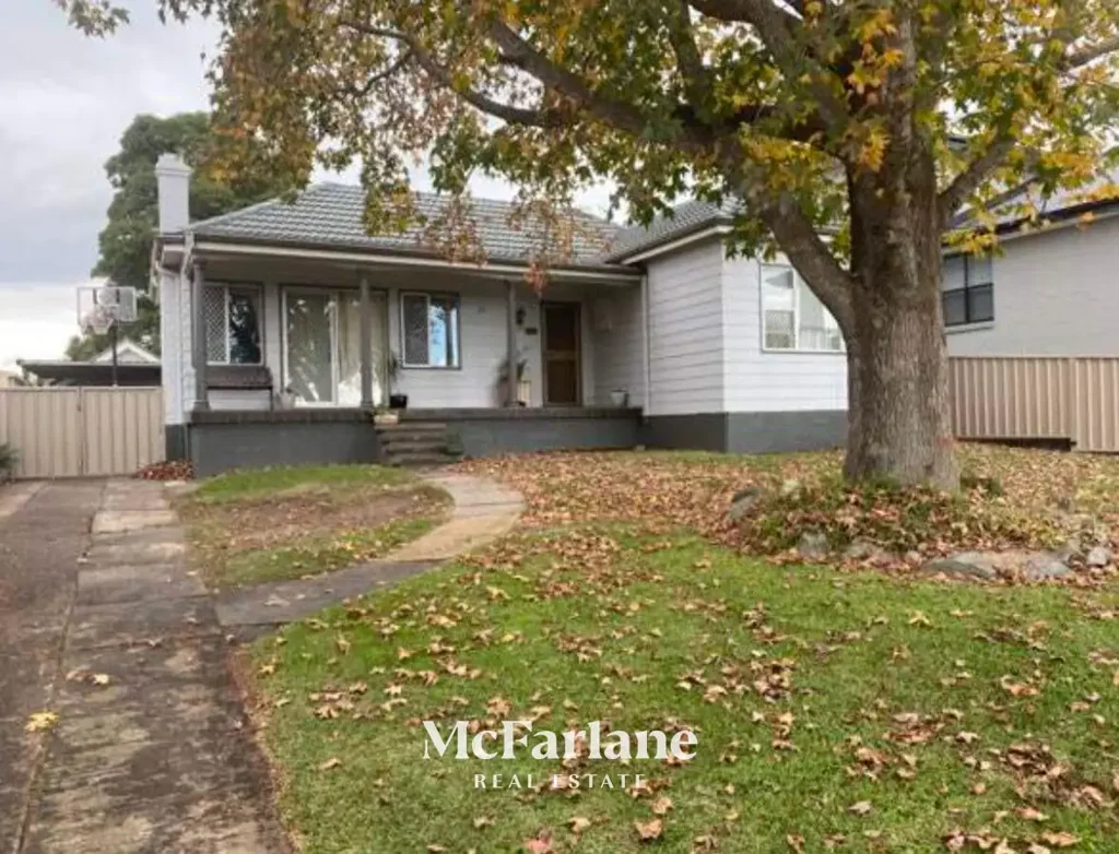 Welcome to 71 EK Avenue Charlestown