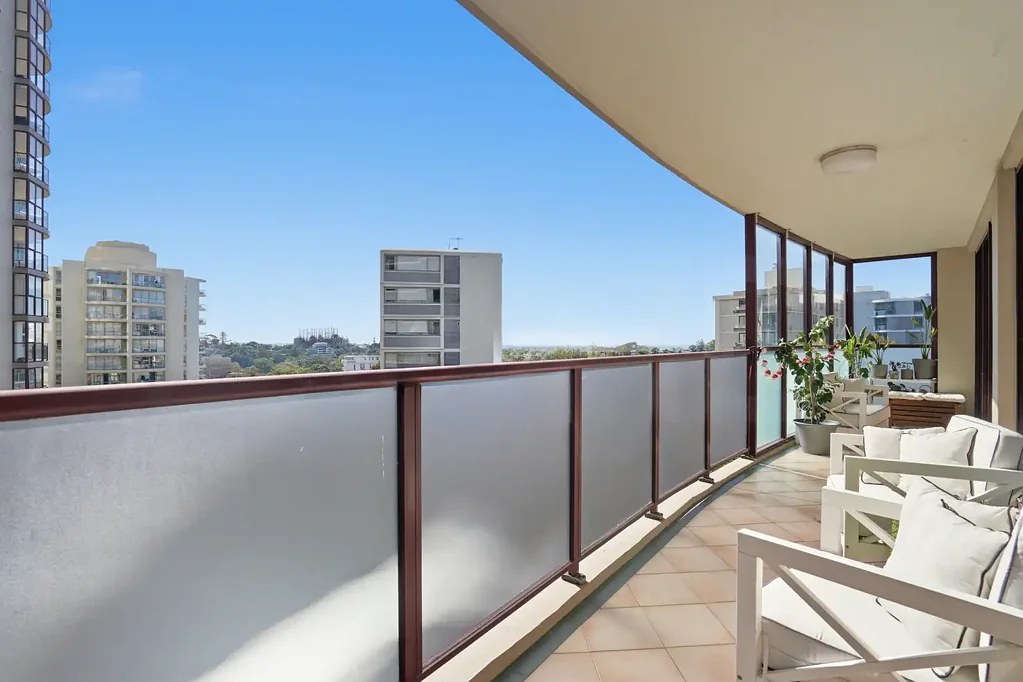 Bondi Junction 2Zimmer Urban Sophistication Meets Effortless Convenience in the Heart of Bondi Junction