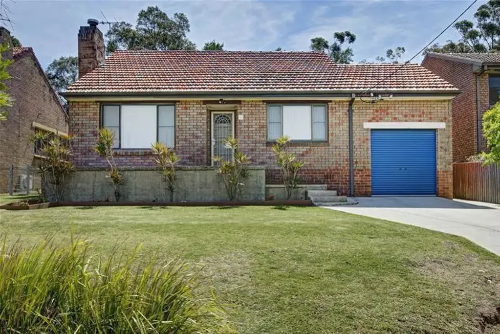 Spacious Family Home with Impressive Outdoor Features