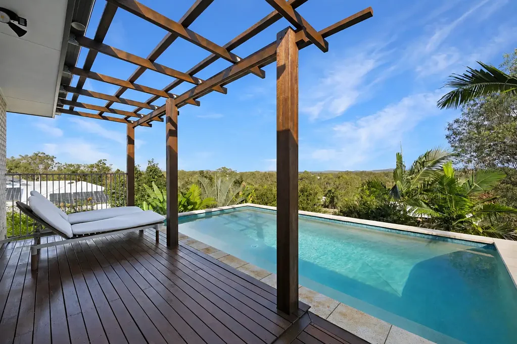 Calliope 3ਬੈੱਡਰੂਮ STUNNING ACREAGE RETREAT WITH INFINITY POOL AND GUEST STUDIO