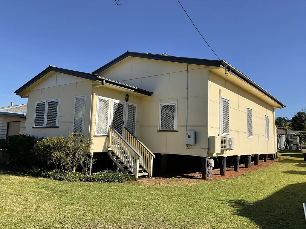 45 Margaret St, Yarraman, QLD 4614