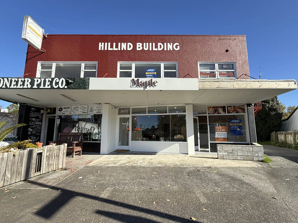 Albany  LIVE AND WORK IN THE HEART OF ALBANY VILLAGE