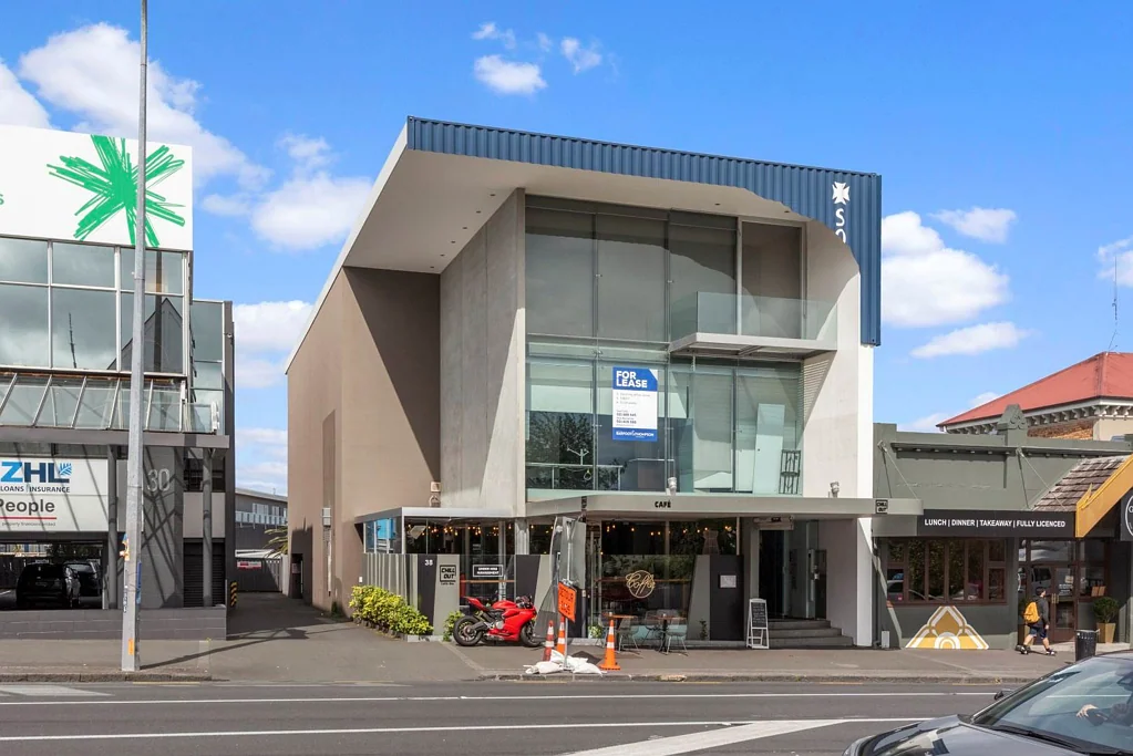 Grey Lynn STANDALONE BUILDING ON PONSONBY ROAD