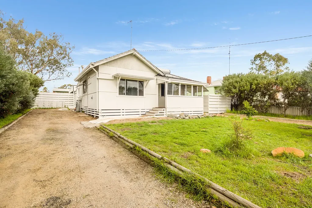 Northam 4房  Renovated Northam Home – A Smart Investment Opportunity