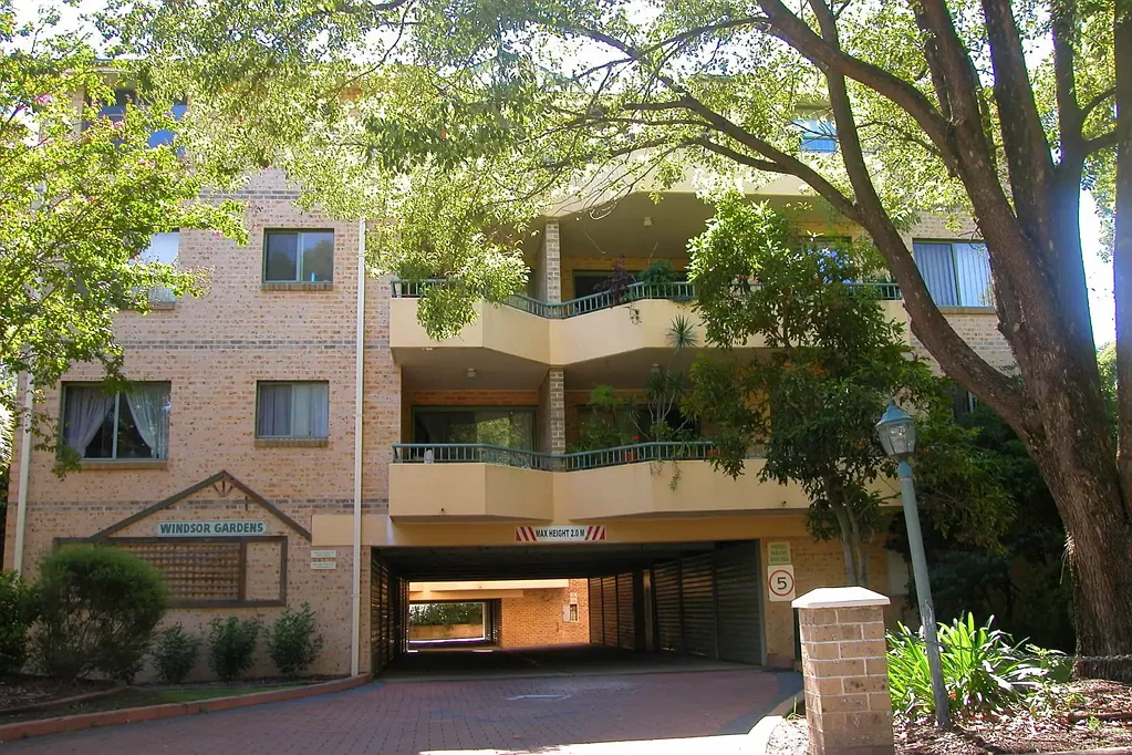 16/235 Targo Road, Toongabbie, NSW 2146