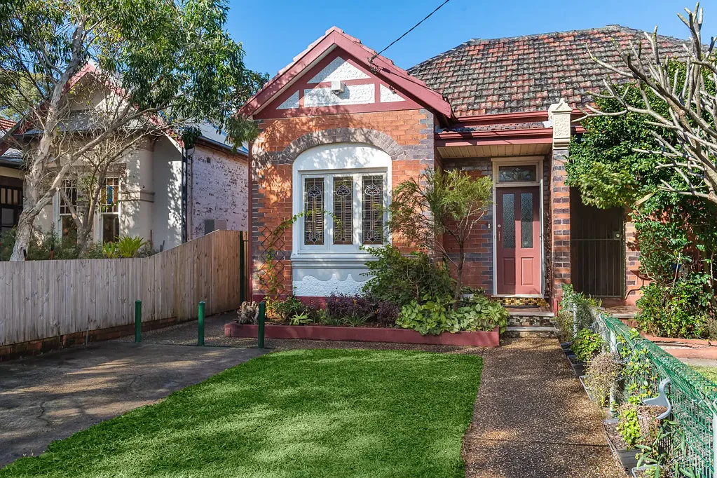 16 MacArthur Parade, Dulwich Hill, NSW 2203