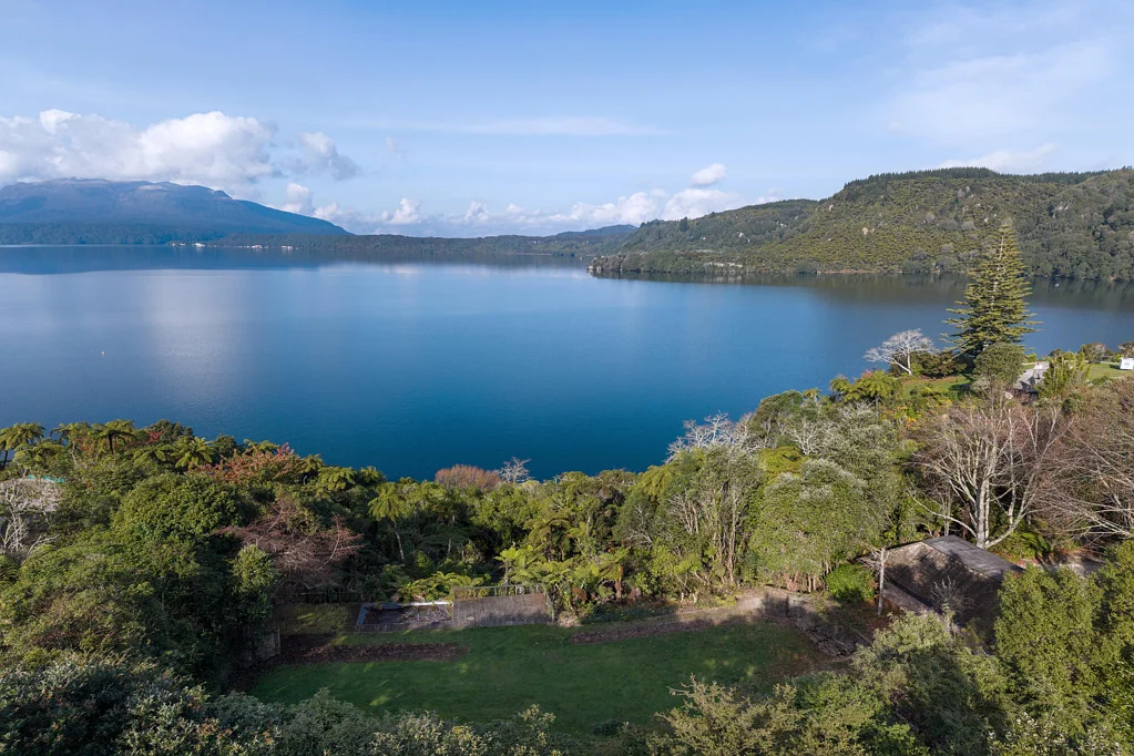 Lake Tarawera Waterfront Paradise, 2 Stunning Lakeside Sections