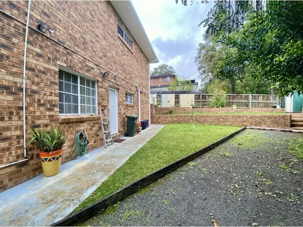 WATER INCLUDED IN WEEKLY RENT!