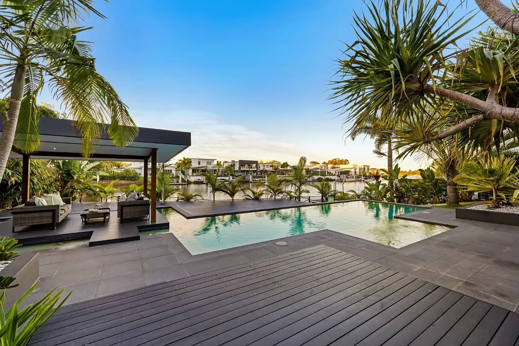 Pelican Waters 5 Bedroom LIVE THE DREAM IN WATERFRONT LUXURY