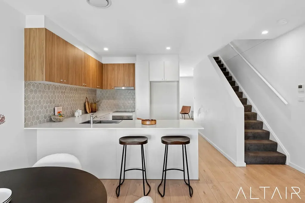 Bruce 3ਬੈੱਡਰੂਮ Spacious townhouse in an ultra convenient location