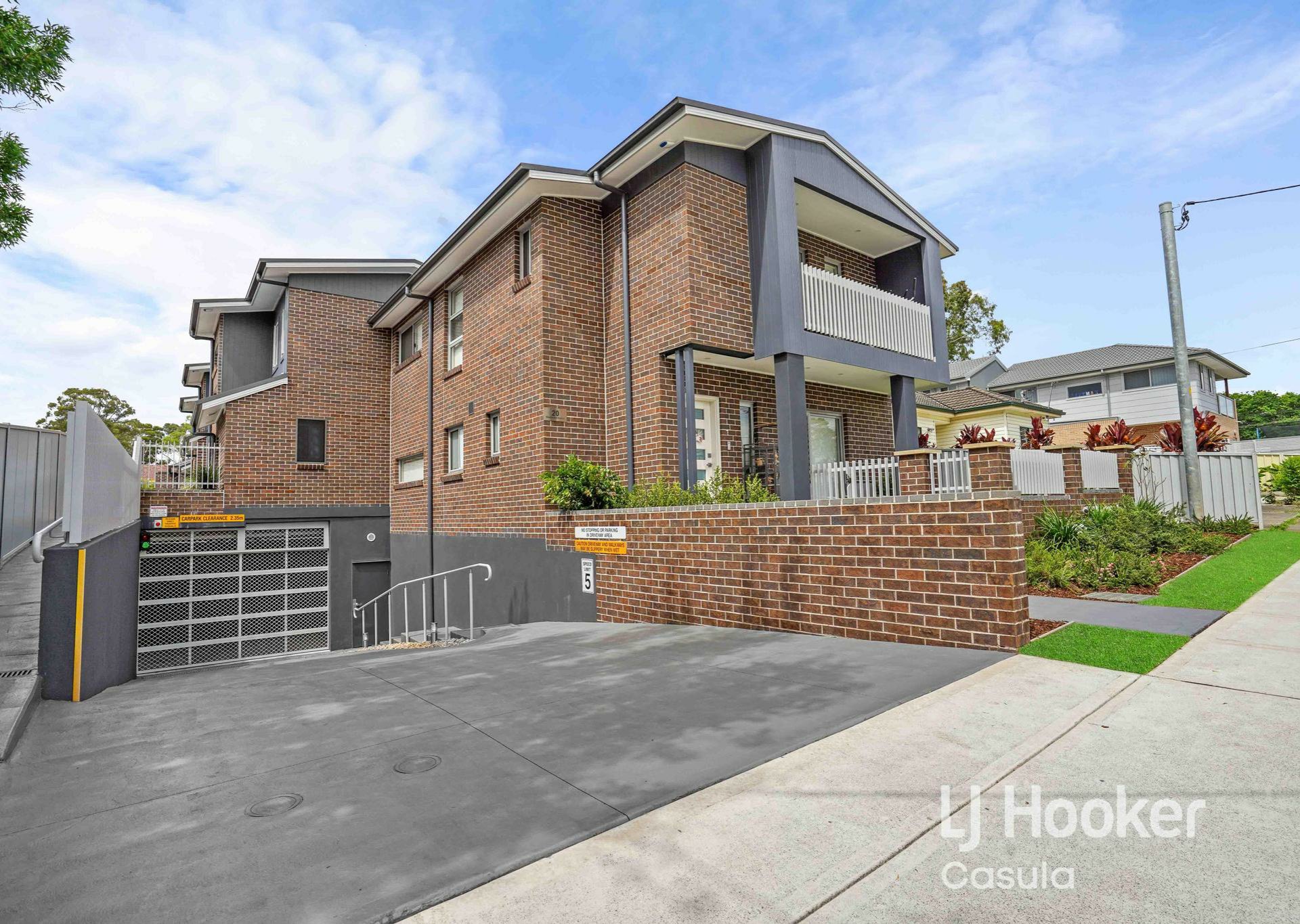 UNIT 2 20 BLACKWOOD AV, CASULA NSW 2170, 0 phòng ngủ, 0 phòng tắm, Townhouse