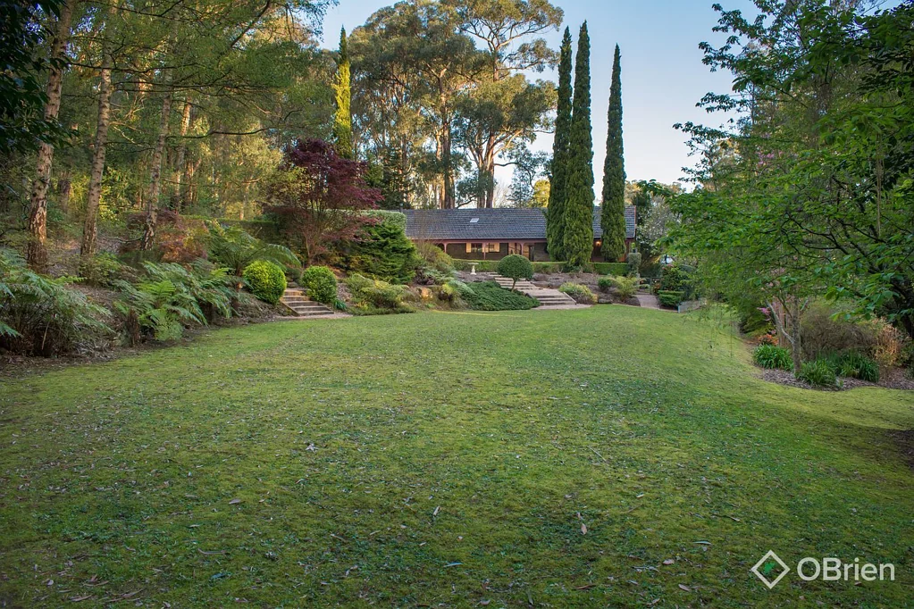 155 Emerald-Monbulk Road, Emerald, VIC 3782