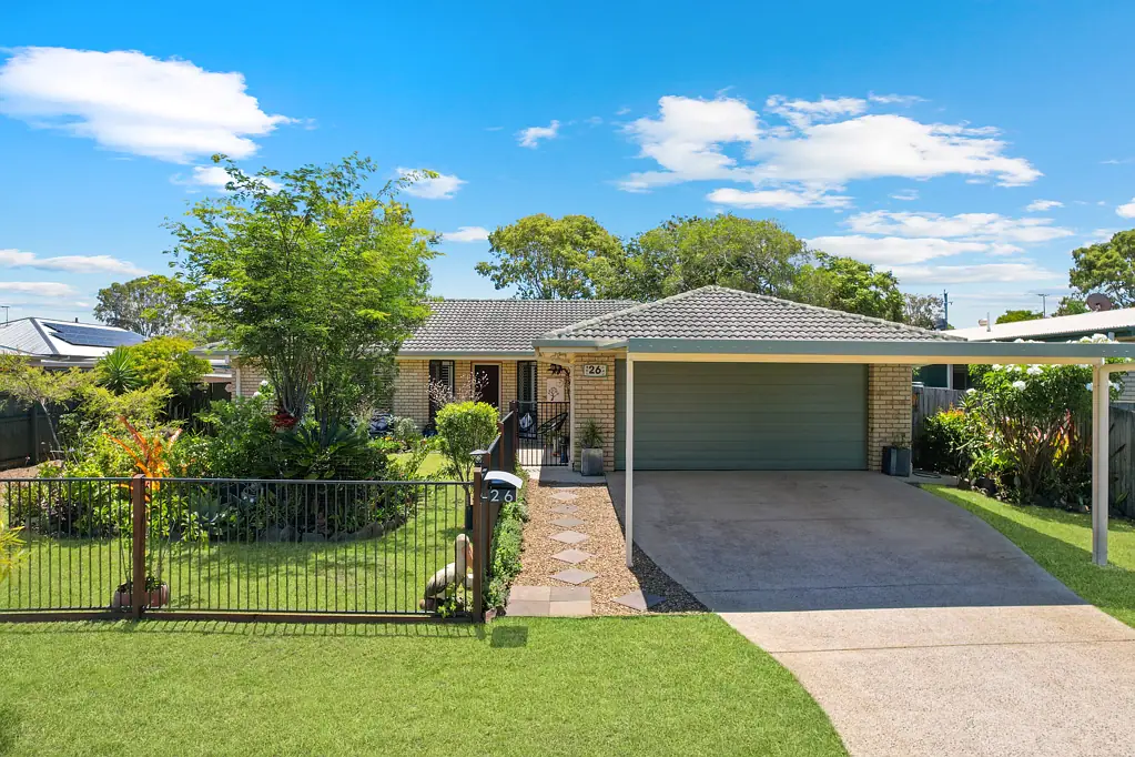 26 Columbia Drive, Beachmere, QLD 4510
