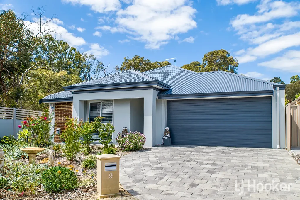 9 Toscana Way, Kelmscott, WA 6111