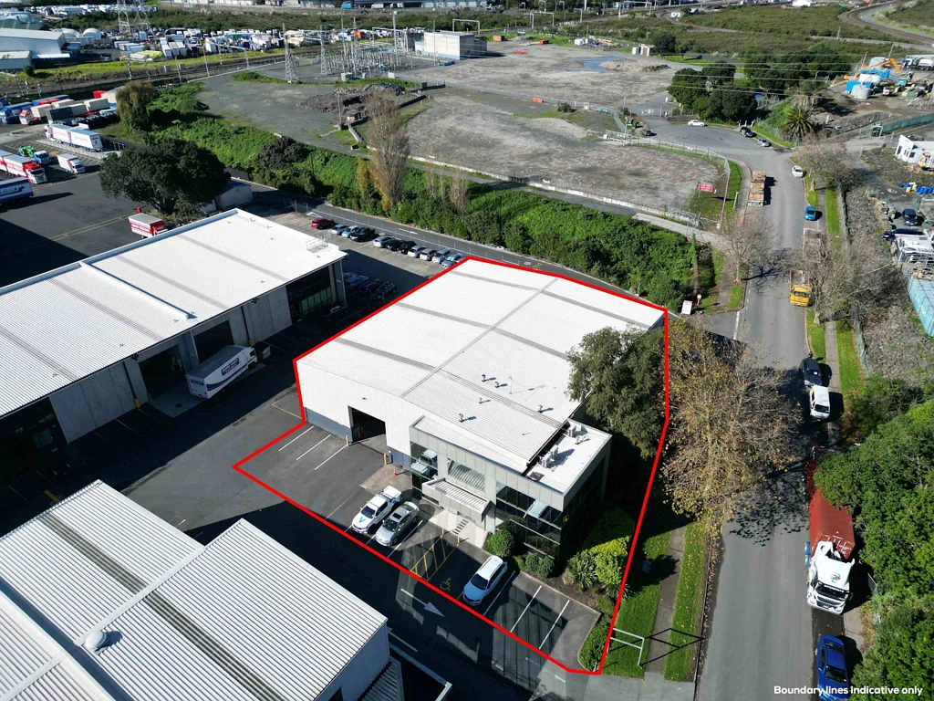 Penrose PENROSE HIGH STUD WAREHOUSE WITH YARD